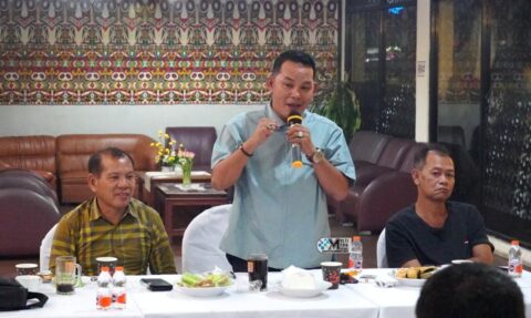 Rapat dipimpin langsung oleh Wakil Bupati (Wabup) Murung Raya, Rahmanto Muhidin.