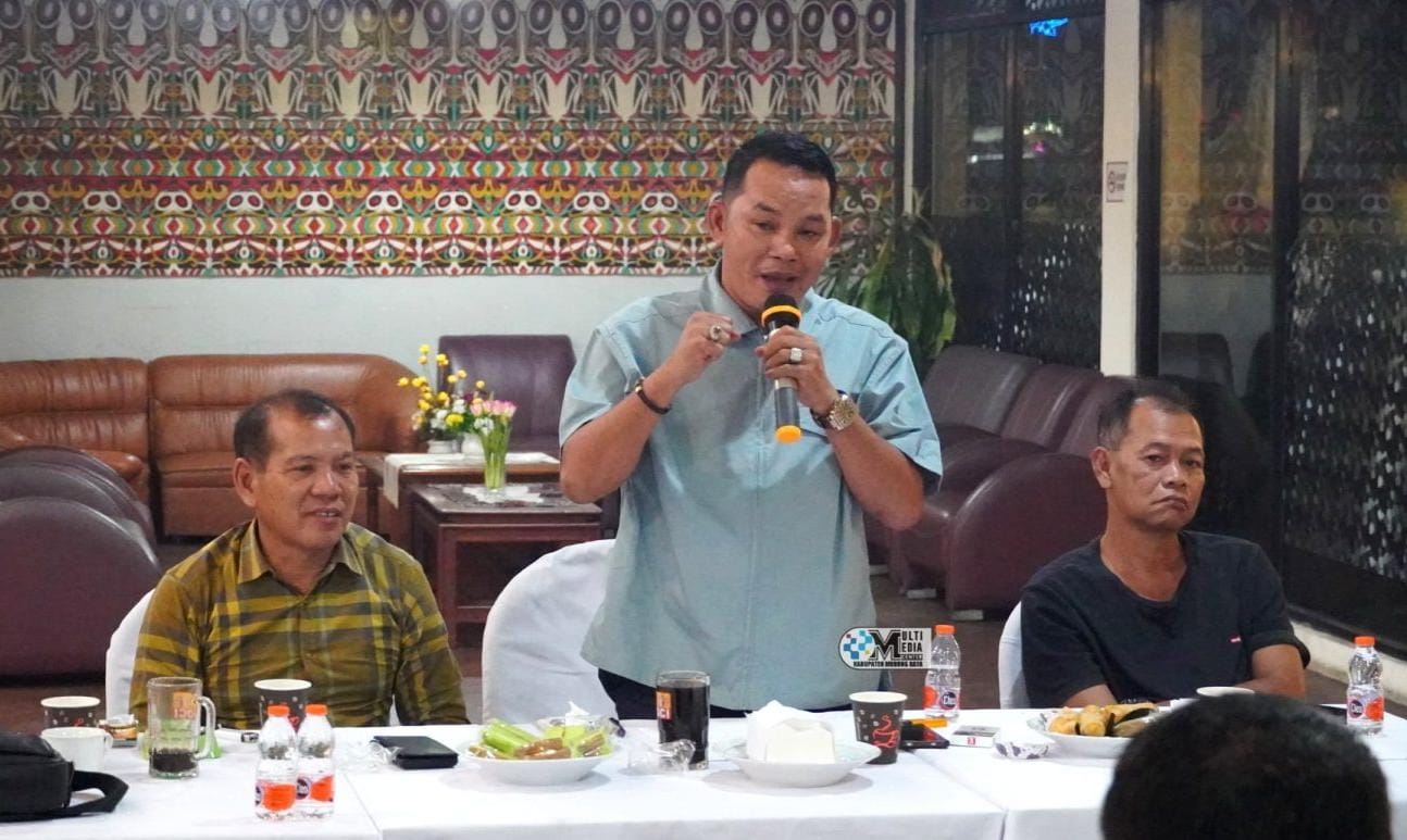 Rapat dipimpin langsung oleh Wakil Bupati (Wabup) Murung Raya, Rahmanto Muhidin.
