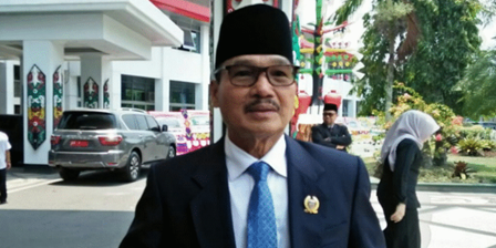 Ketua Dprd Barsel, Hm Farid Yusran