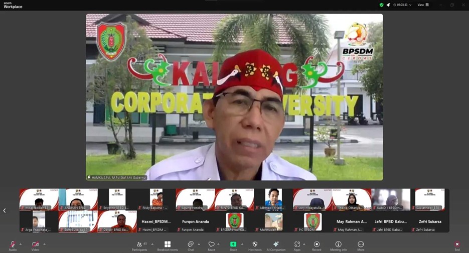 Pelatihan dibuka oleh Staf Ahli Gubernur Bidang Kemasyarakatan dan Sumber Daya Manusia, Hamka