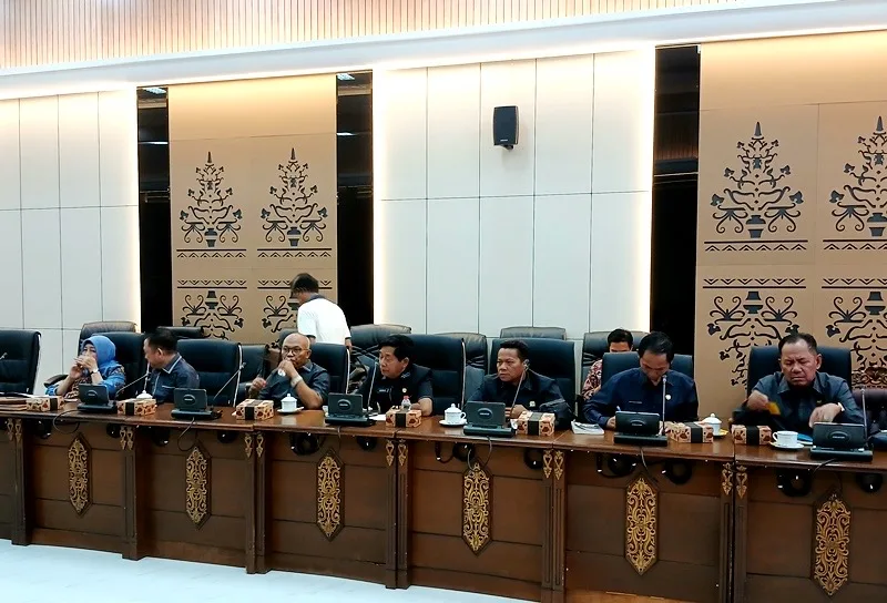 dce7d1b6 f075 4b67 adb1 895c725fcbb7