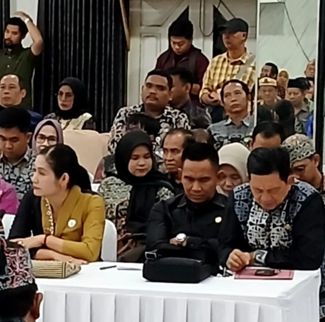 233d55fc de6d 43e6 8c04 59f2594bab34