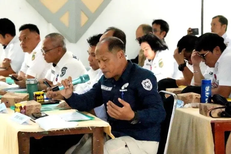 7115e748 2d0a 4a02 a902 a04ced2dcb06